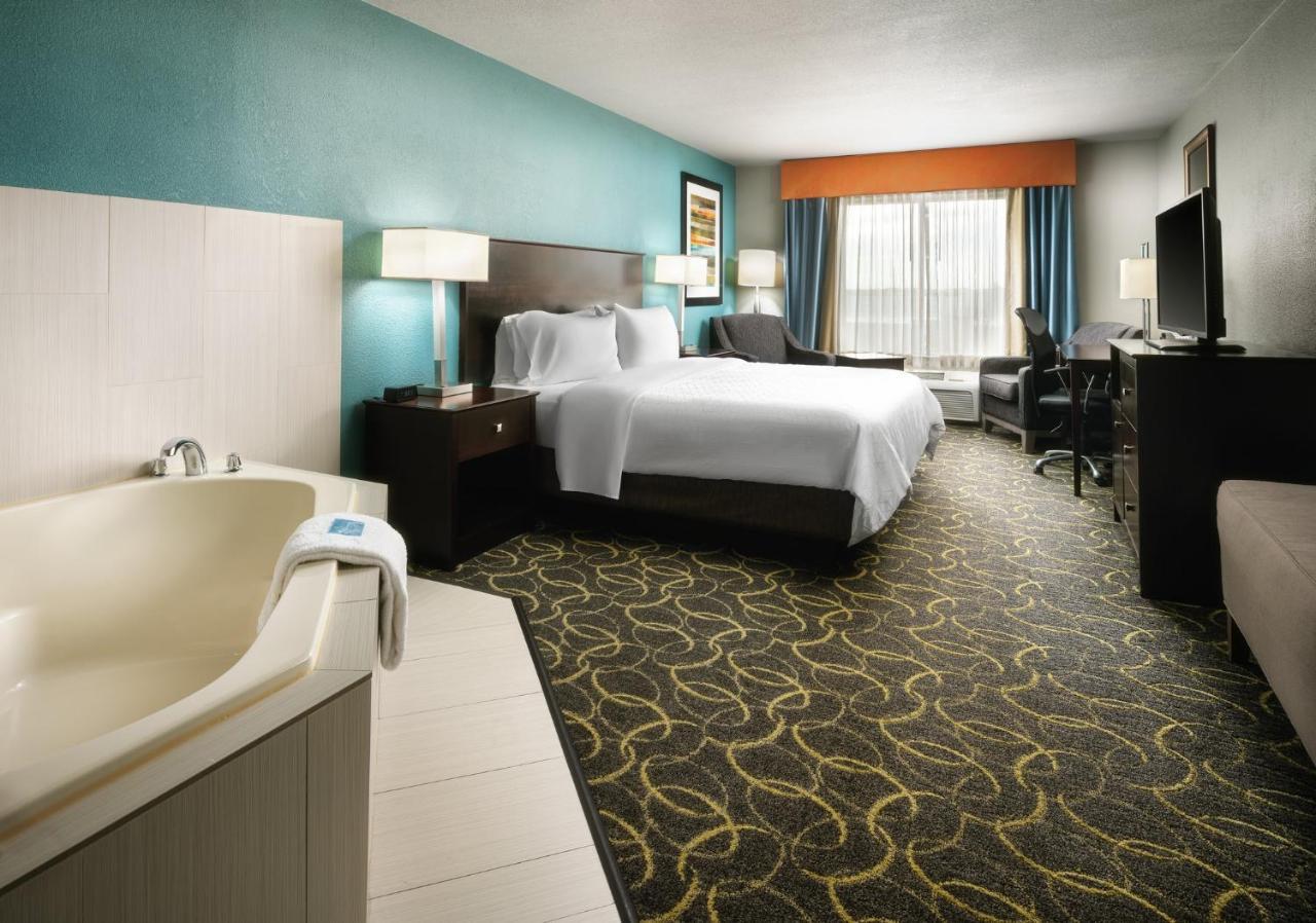 Holiday Inn Express Hotel And Suites Dfw-Grapevine By Ihg Extérieur photo