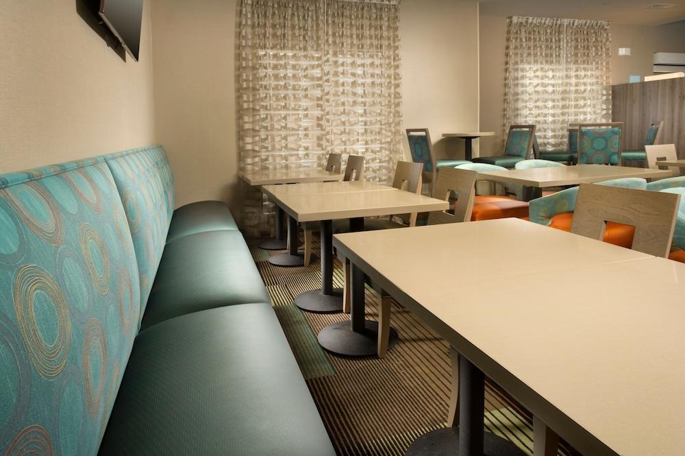 Holiday Inn Express Hotel And Suites Dfw-Grapevine By Ihg Extérieur photo