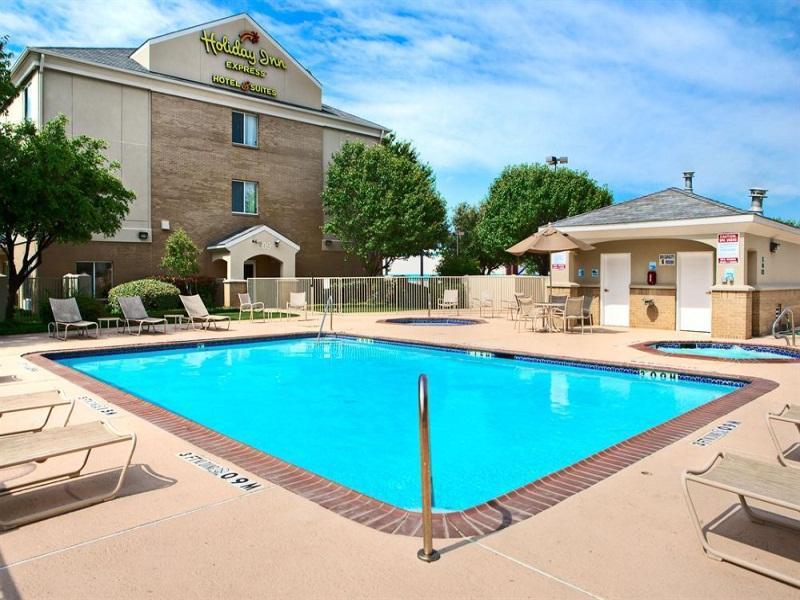 Holiday Inn Express Hotel And Suites Dfw-Grapevine By Ihg Extérieur photo